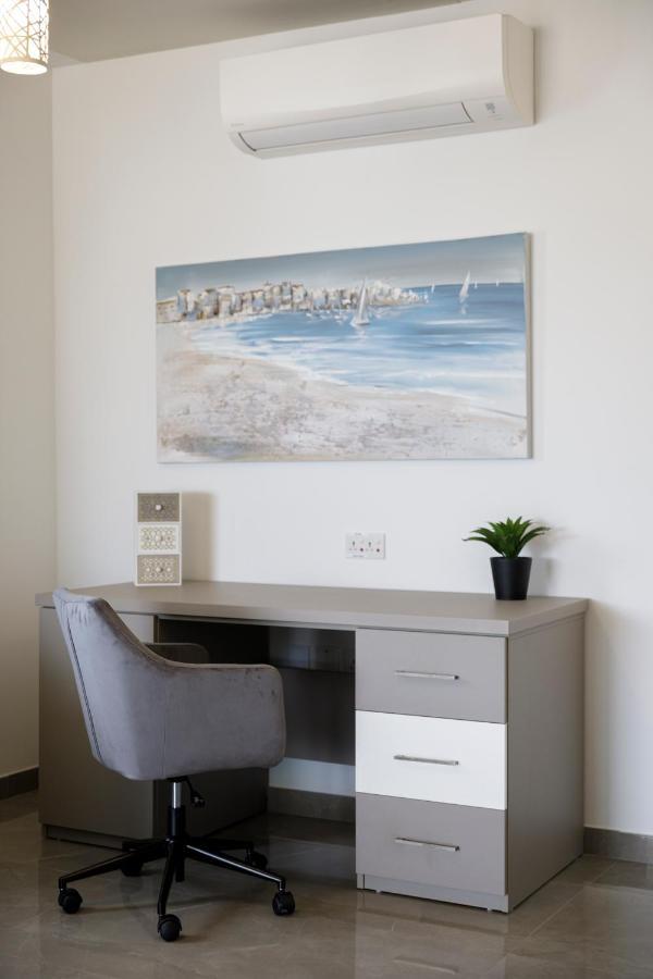 Hilltop Apartments - Stylish Comfort Living Close To The Sea, Bugibba خليج سانت بول المظهر الخارجي الصورة