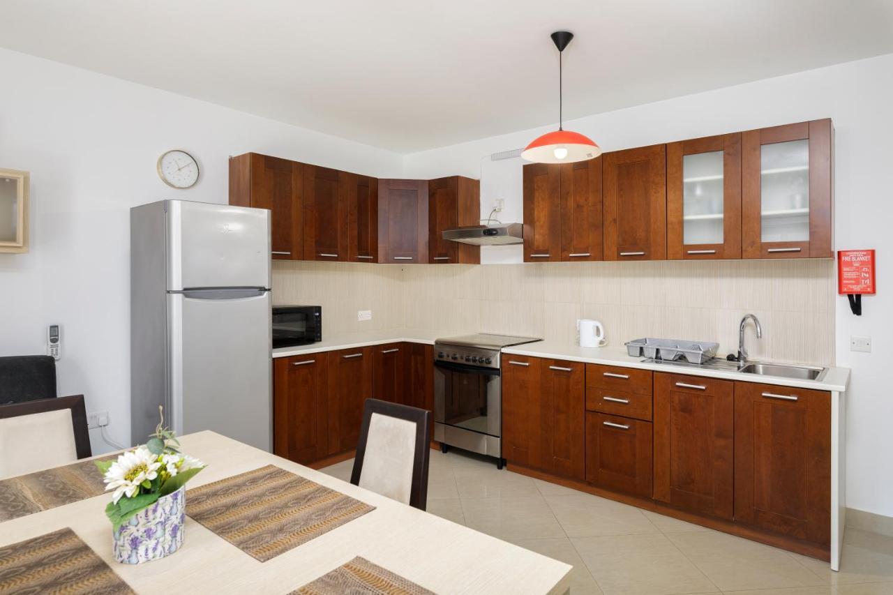 Hilltop Apartments - Stylish Comfort Living Close To The Sea, Bugibba خليج سانت بول المظهر الخارجي الصورة